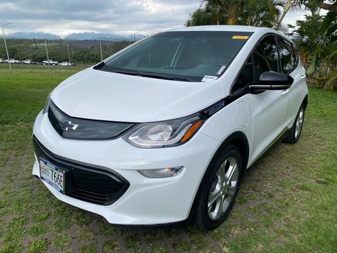 Used 2019 Chevrolet Bolt LT FWD image 3