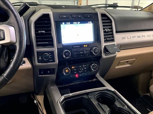 Used 2019 Ford F250 Lariat w/ Lariat Ultimate Package image 6