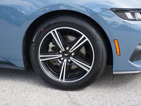 Certified 2025 Ford Mustang Coupe RWD image 15
