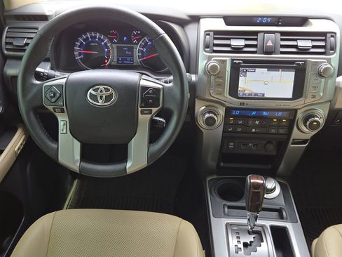 Used 2019 Toyota 4Runner Limited AWD/4WD image 28