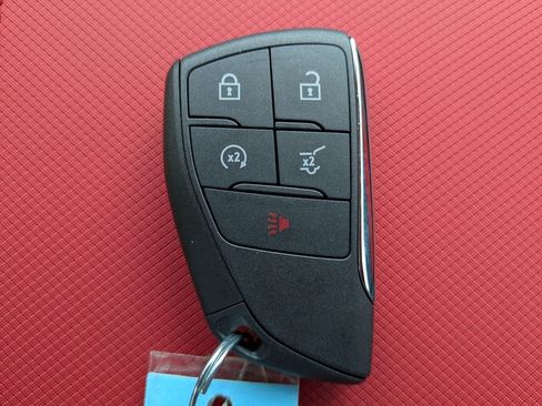 New 2026 Chevrolet Equinox EV RS image 30