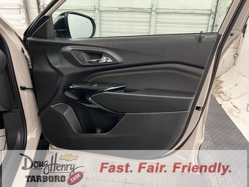 New 2026 Chevrolet Trax ACTIV w/ Driver Confidence Package FWD image 38