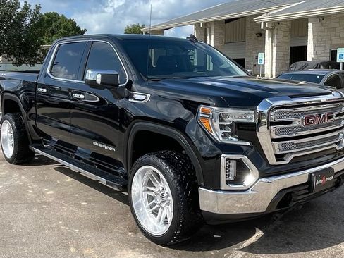 Used 2019 GMC Sierra 1500 SLT AWD/4WD image 2