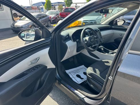 Used 2024 Hyundai Tucson SE FWD image 20