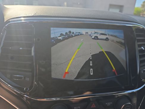 Used 2021 Jeep Grand Cherokee Limited w/ Luxury Group II image 29