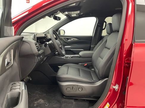 New 2026 Chevrolet Traverse LT w/ Midnight/Sport Edition AWD/4WD image 9