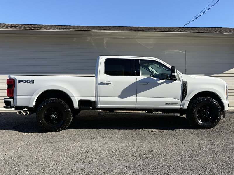 Used 2024 Ford F250 XLT w/ Black Appearance Package AWD/4WD image 1