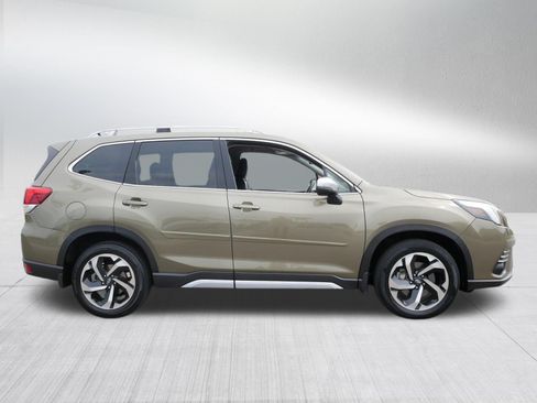 Used 2023 Subaru Forester Touring w/ Popular Package #3 AWD/4WD image 8