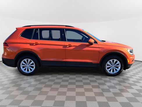Used 2018 Volkswagen Tiguan S image 4