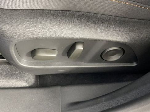 New 2025 Chevrolet Equinox ACTIV image 32