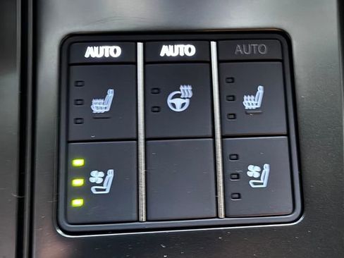 New 2026 Lexus UX 300h AWD image 15