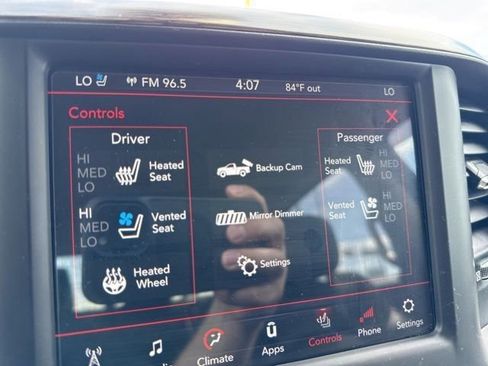 Used 2020 RAM 1500 Laramie AWD/4WD image 14