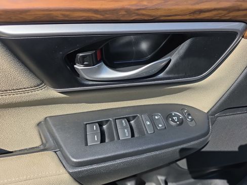 Used 2021 Honda CR-V EX image 16