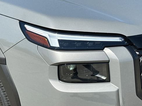 New 2026 Subaru Outback Touring XT AWD/4WD image 32