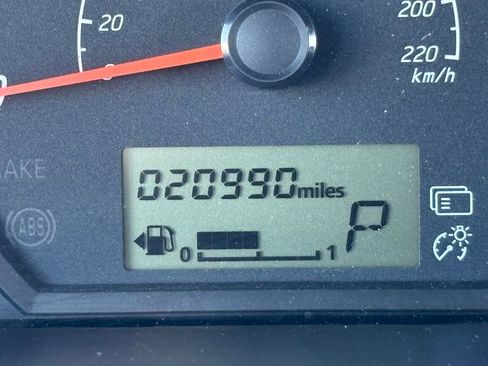 Used 2024 Mitsubishi Mirage ES image 29