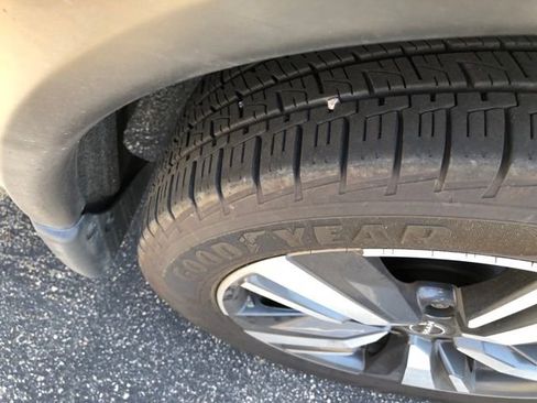 Certified 2023 Nissan Rogue SL image 7