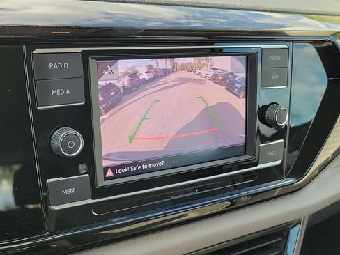 Used 2024 Volkswagen Taos S FWD image 27