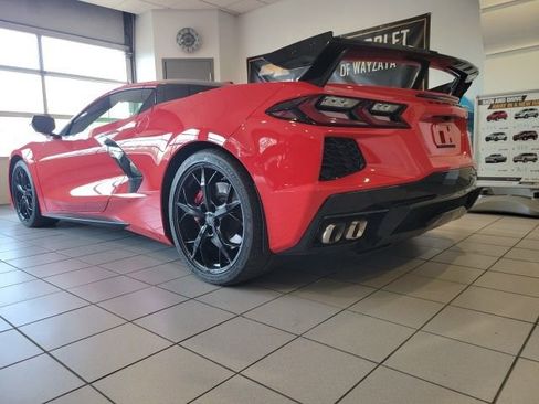 Used 2022 Chevrolet Corvette Stingray Premium Conv w/ Z51 Performance Package RWD image 14