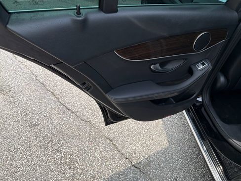 Used 2021 Mercedes-Benz C 300 Sedan image 21