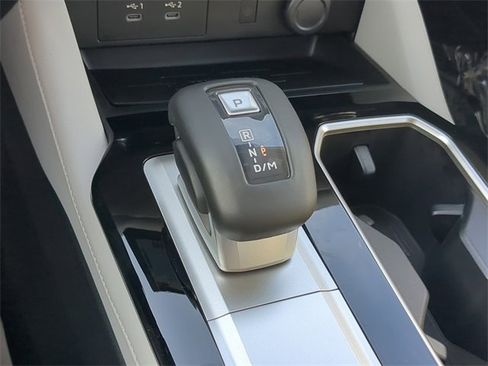 New 2025 Mitsubishi Outlander AWD image 31