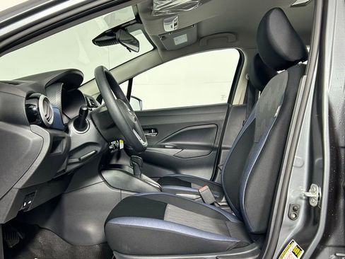Used 2025 Nissan Versa SV w/ Trunk Package FWD image 25