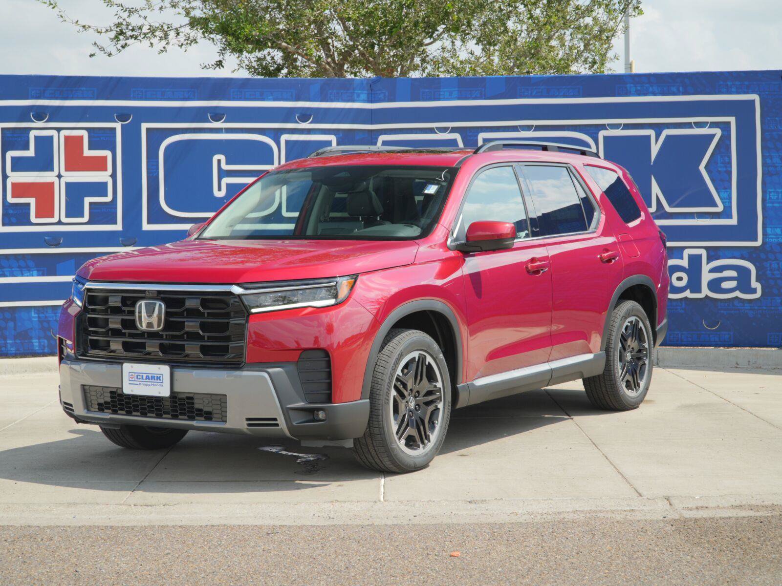 New 2026 Honda Pilot image 1