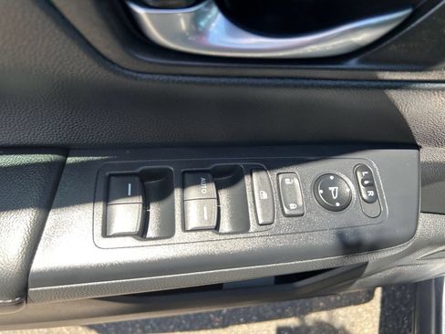 Used 2026 Honda CR-V LX image 21