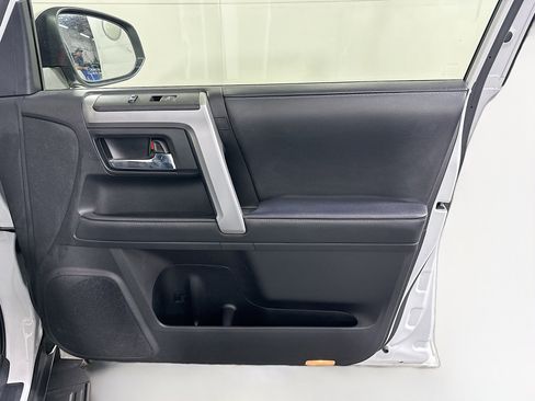 Used 2024 Toyota 4Runner SR5 image 31