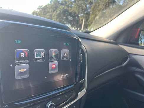 Used 2019 Chevrolet Traverse Premier w/ Driver Confidence II Package image 10