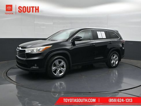 Used 2016 Toyota Highlander Limited AWD/4WD image 6