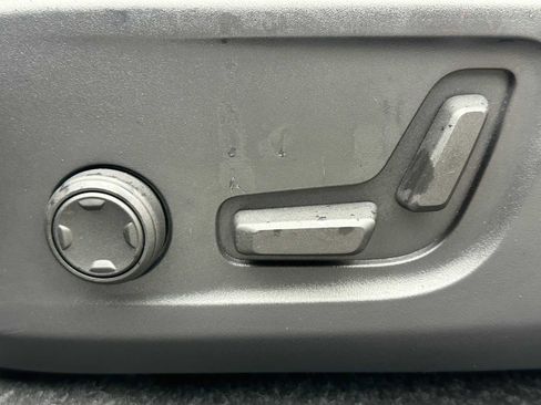 Certified 2023 Volvo C40 P8 Recharge Ultimate AWD/4WD image 23