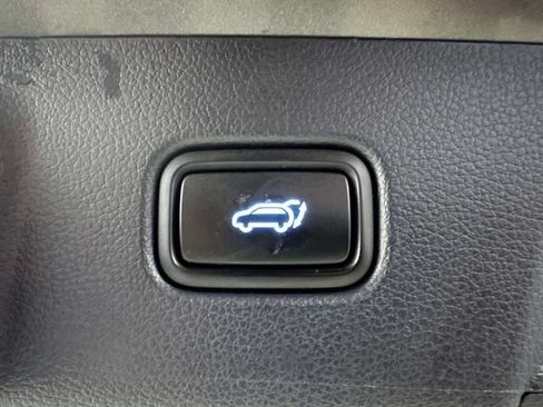Used 2022 Hyundai Palisade Calligraphy w/ Winter Package AWD/4WD image 11