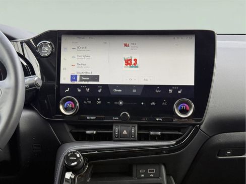 Used 2025 Lexus NX 350 Premium w/ Accessory Package (2T) image 19