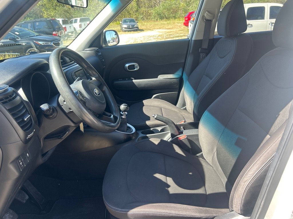 Used 2019 Kia Soul FWD image 8