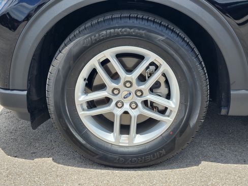 New 2026 Ford Explorer Active w/ Active Comfort Package RWD image 7