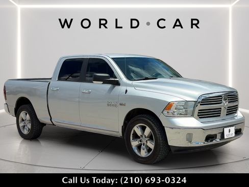 Used 2016 RAM 1500 Lone Star AWD/4WD image 1
