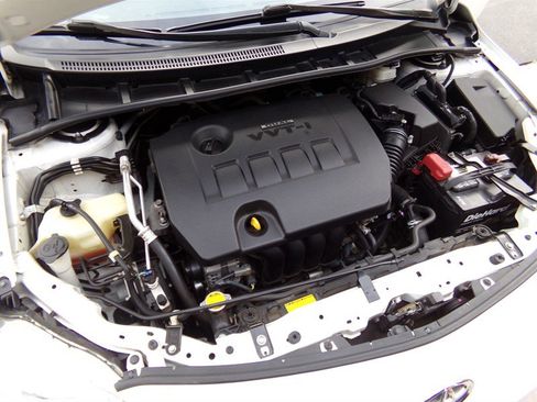 Used 2012 Toyota Corolla L image 38