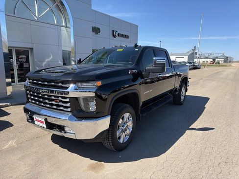 Used 2022 Chevrolet Silverado 2500 LTZ w/ LTZ Premium Package AWD/4WD image 2