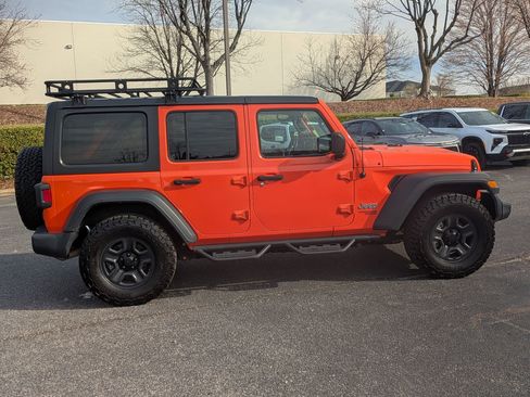 Used 2018 Jeep Wrangler Unlimited Sport image 10