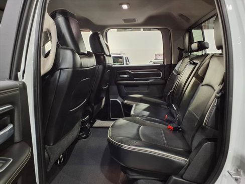 Used 2024 RAM 2500 Laramie image 16