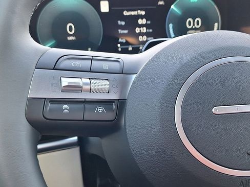 New 2026 Hyundai Tucson Limited image 15