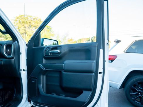 Used 2021 GMC Sierra 1500 AT4 w/ AT4 Value Package image 13