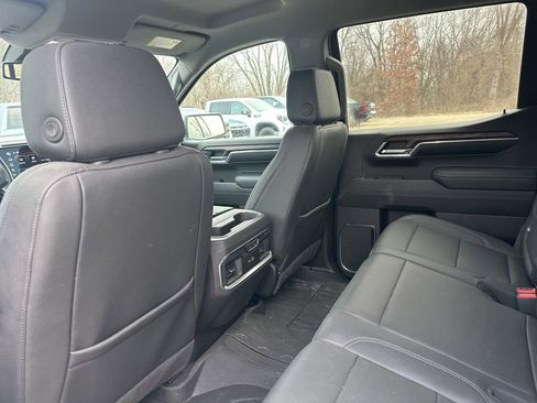 Used 2024 GMC Sierra 1500 SLT w/ SLT Premium Plus Package image 11