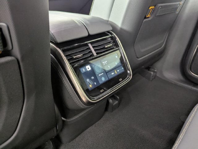 Used 2023 Rivian R1T Adventure Dual AWD/4WD image 18