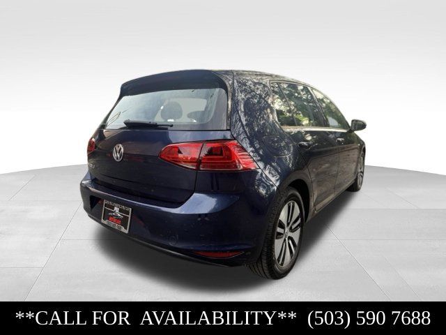 Used 2016 Volkswagen e-Golf SE w/ DC Fast Charging Package FWD image 5