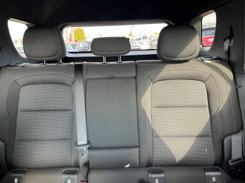 Used 2025 Chevrolet Equinox LT FWD image 39