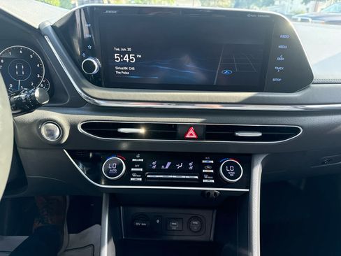 Used 2022 Hyundai Sonata Limited FWD image 20