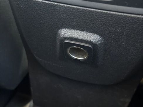 Used 2019 Ford Escape SEL image 23