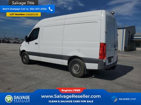 Used 2019 Mercedes-Benz Sprinter 144 Cargo image 3