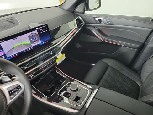 New 2026 BMW X5 xDrive40i w/ M Sport Package image 22